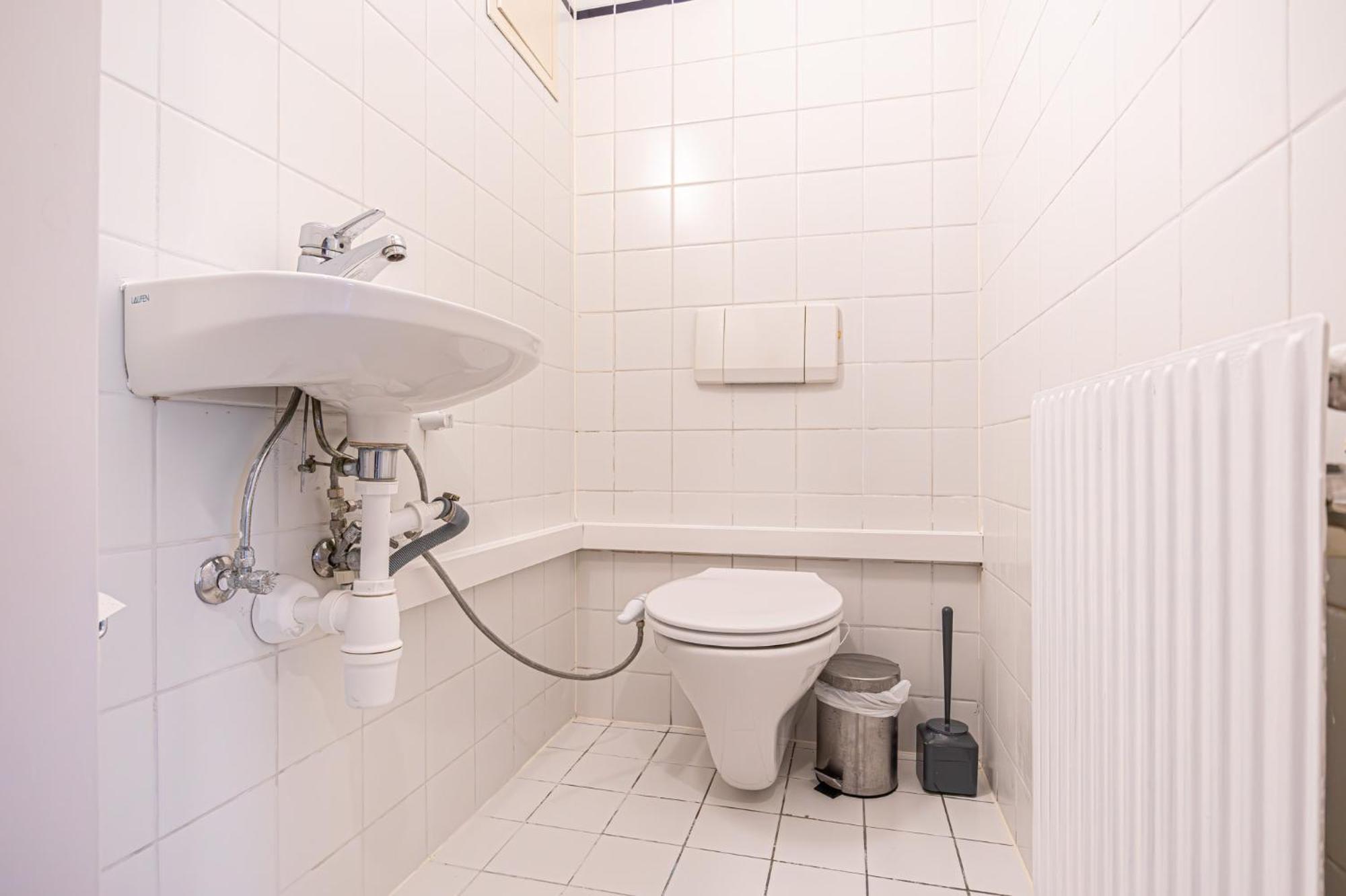 Apartment Lovely 2br & 1lr In The Heart Of *